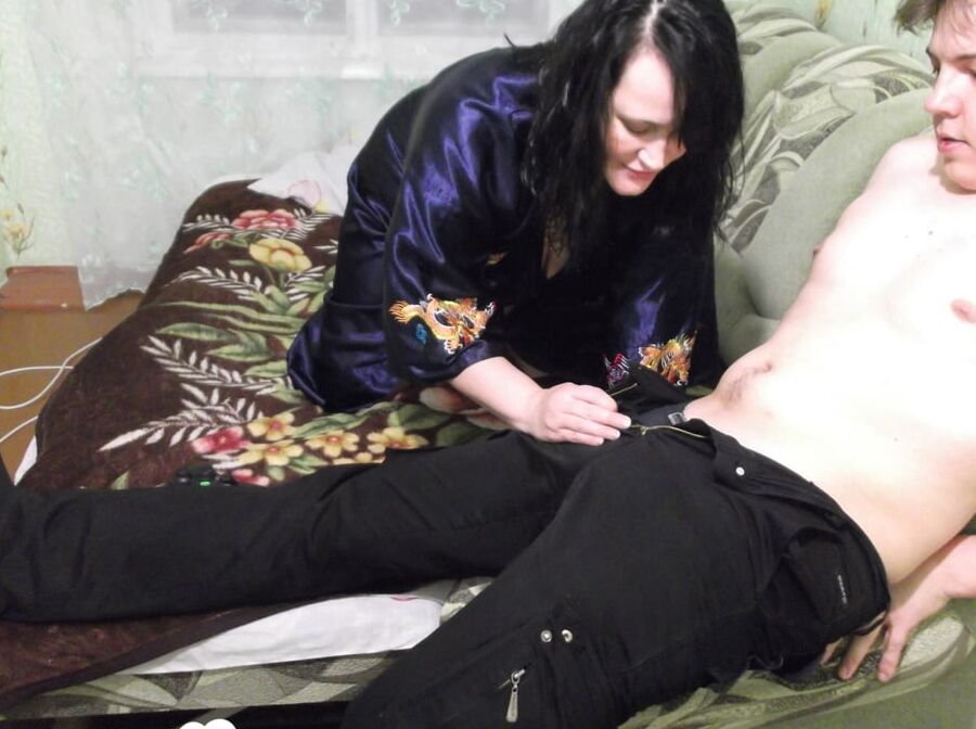 Friend's mom ambushes my stiff meat pole