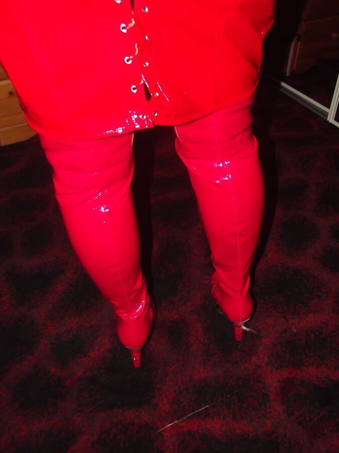 RED WARNING