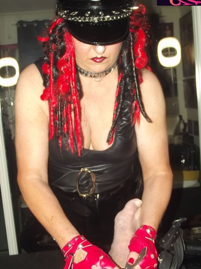 MISTRESS SMOKE PT 17