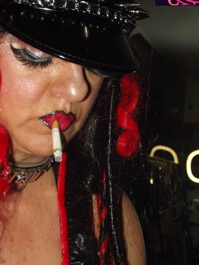 MISTRESS SMOKE PT 17
