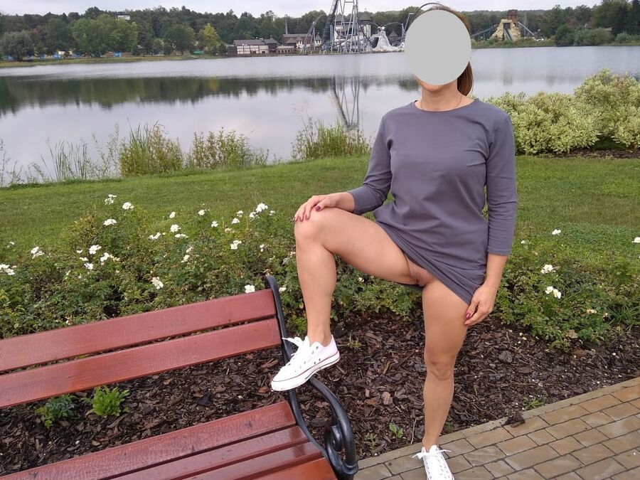 Amusement park - walk with Anna Perv