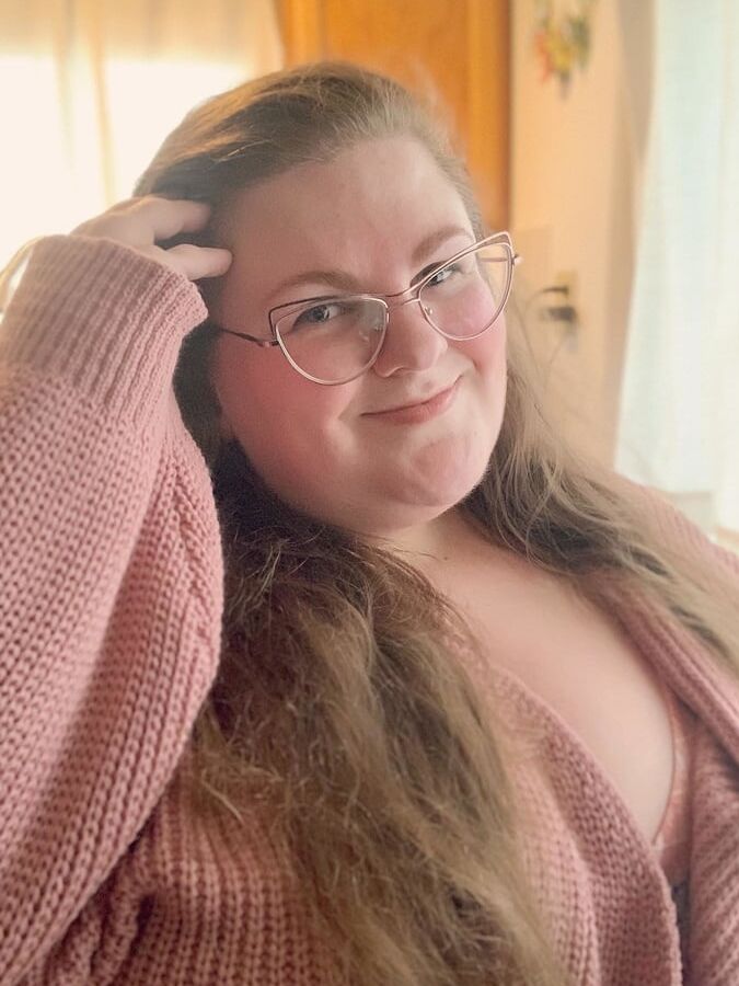 SSBBW Whore Neoqlassical on Snapchat