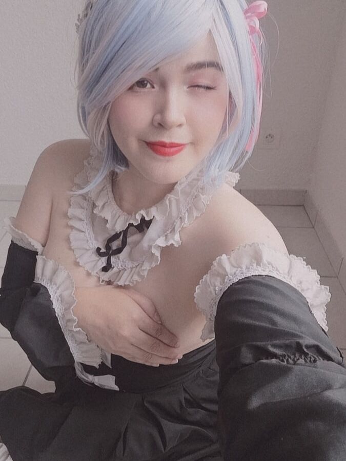 Cosplay girl