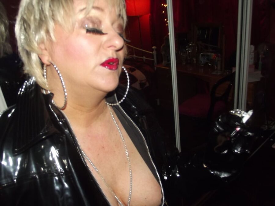 PVC SUNDAY