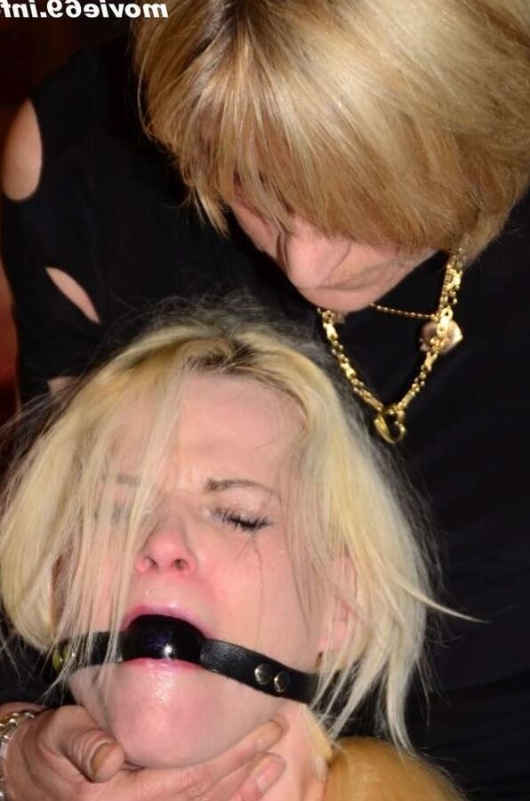 Short SM session with Uschi Haller and Alexa Gold