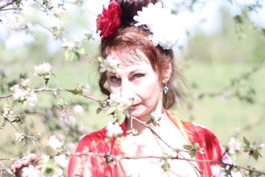 Geisha Style near white flower
