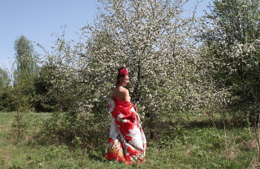 Geisha Style near white flower