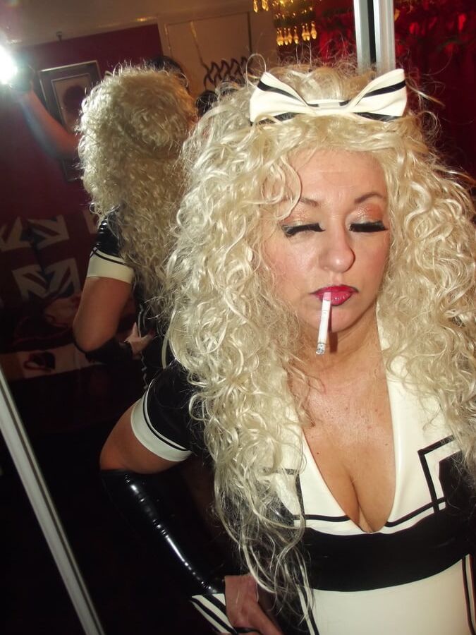 HIGH WHORE