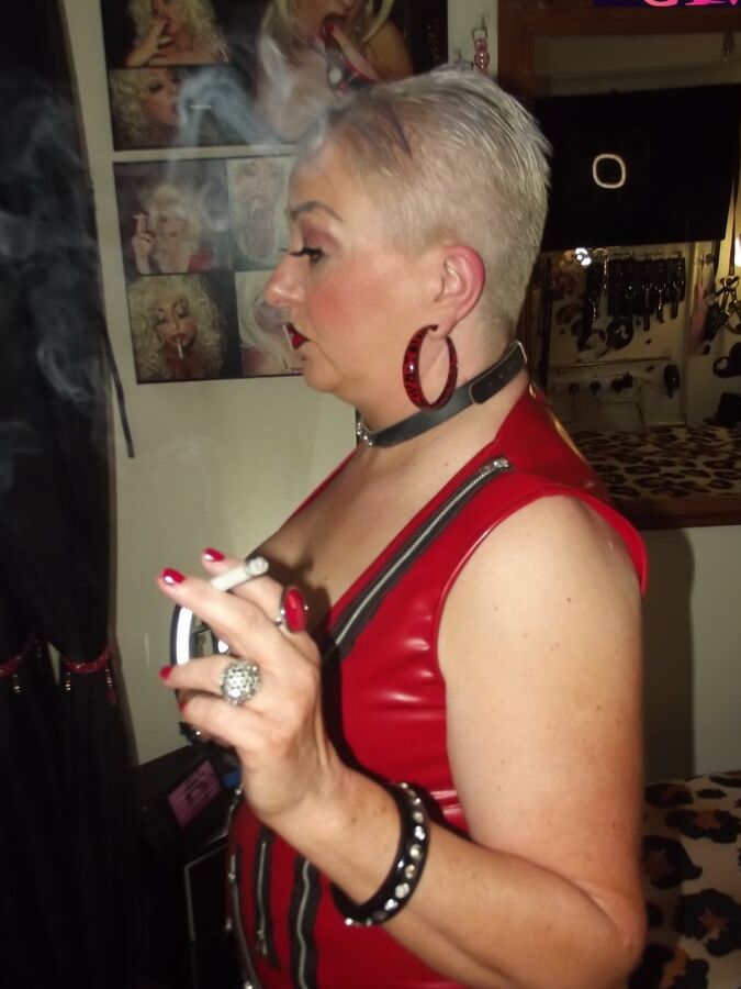 RED RUBBER WHORE