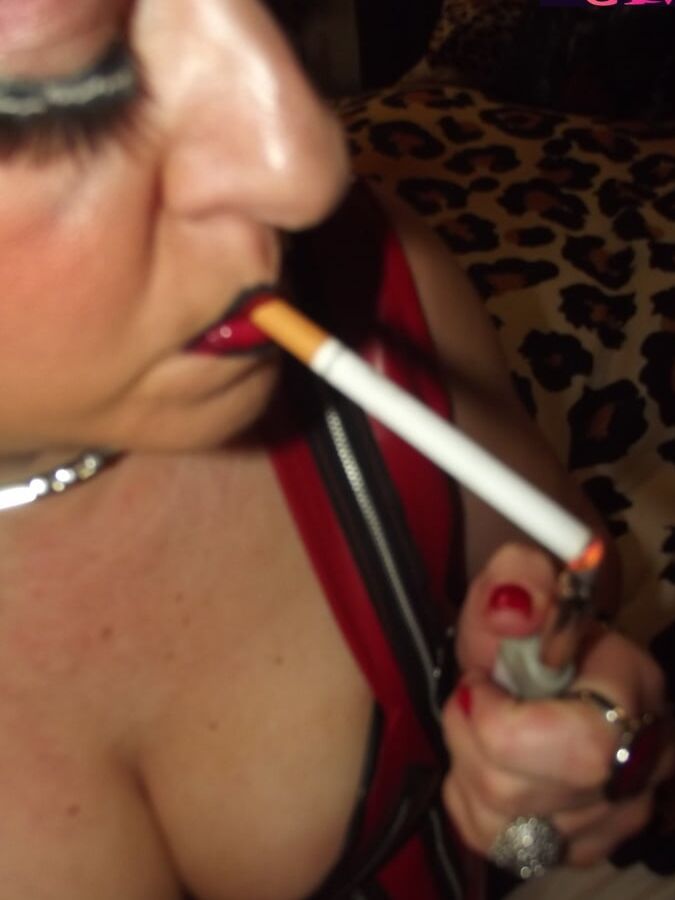 RED RUBBER WHORE