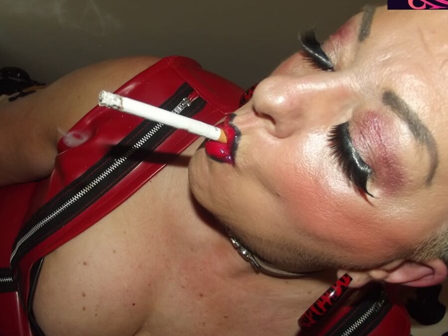 RED RUBBER WHORE