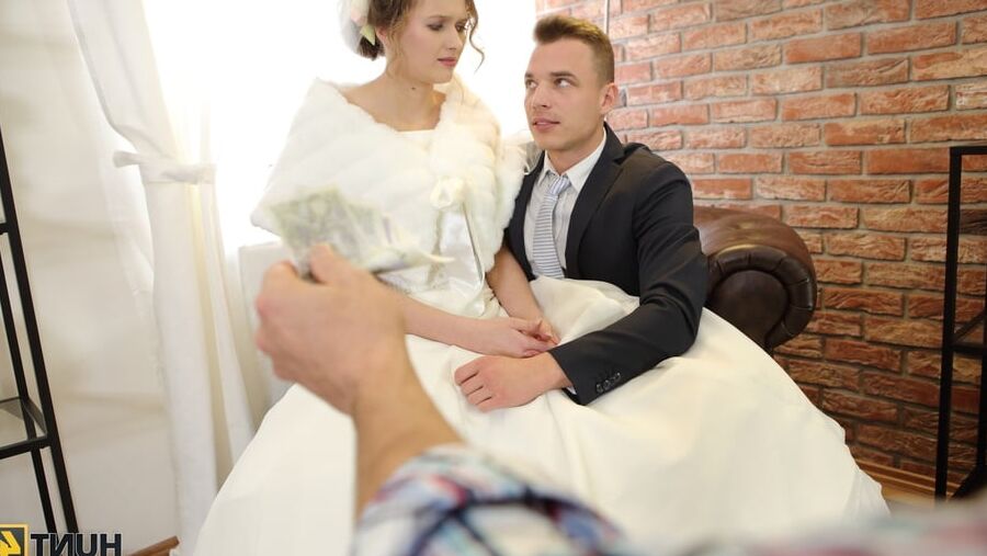 The right of the wedding night was mine