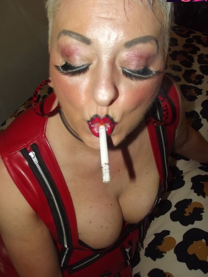RED RUBBER WHORE
