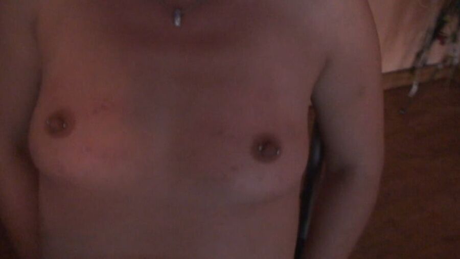 I fist my piercing slave girlfriend