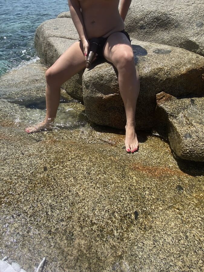 Strapon beach