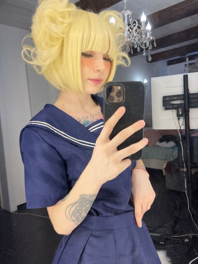 Your cute girl
