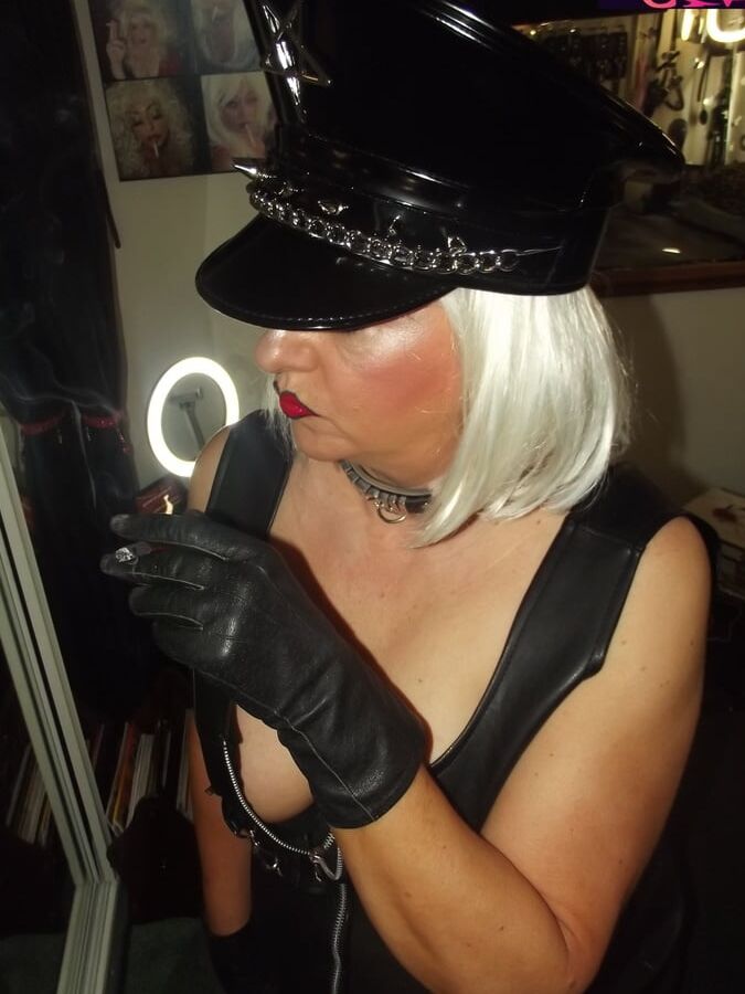 MISTRESS SMOKE PT 16