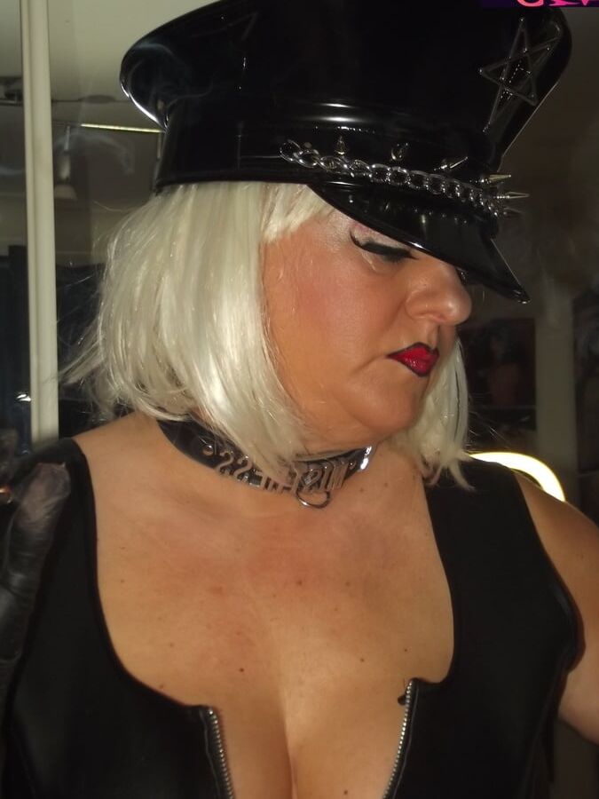 MISTRESS SMOKE PT 16