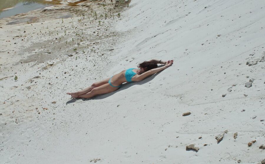 On White Sand in turquos bikini