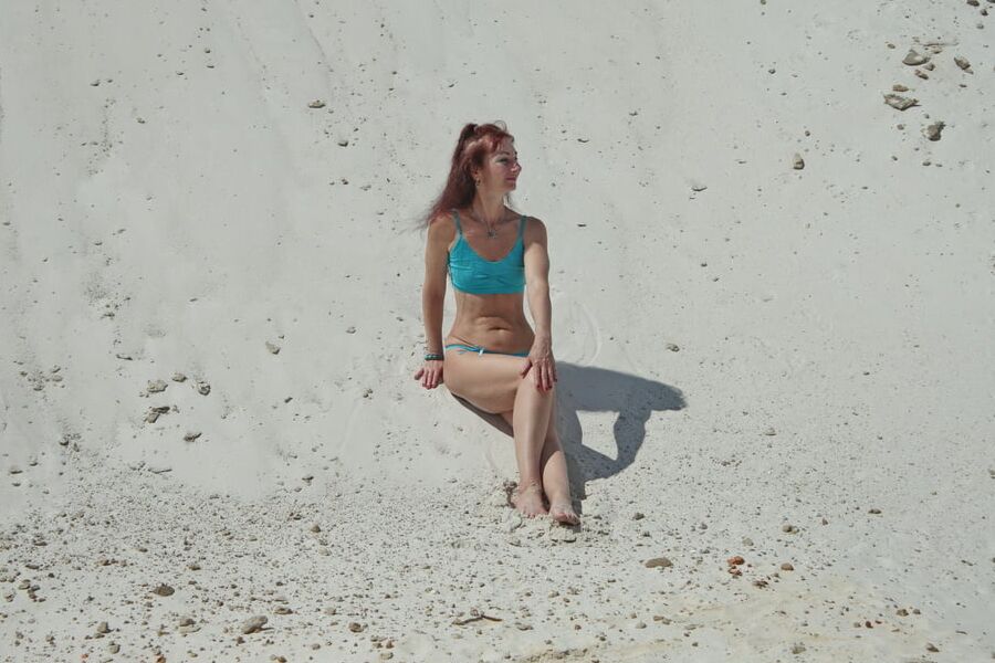 On White Sand in turquos bikini