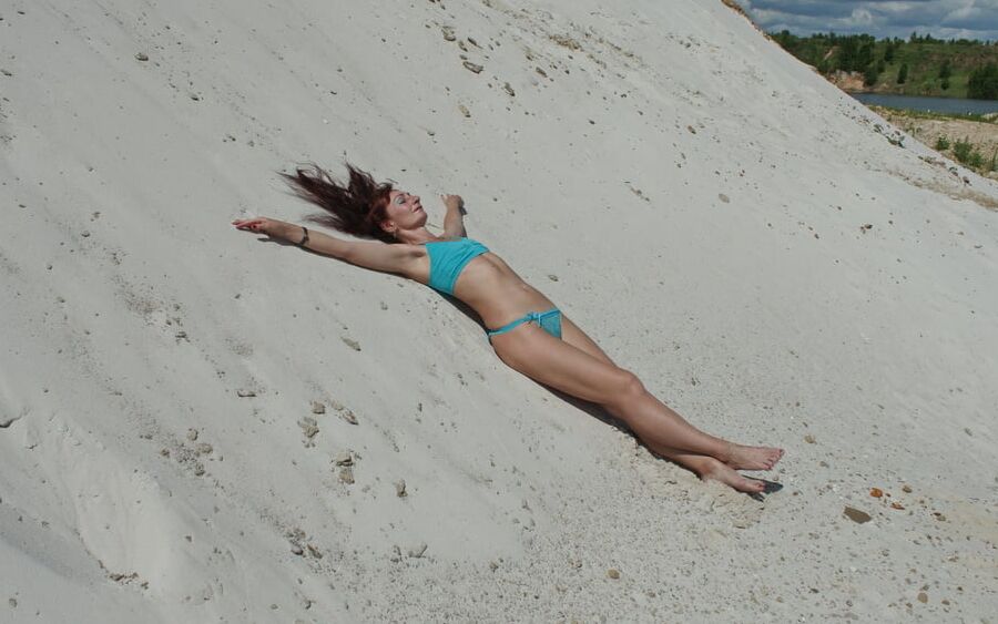 On White Sand in turquos bikini