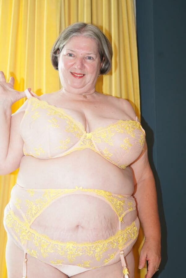 Chris44g Peach & Apricot Lingerie