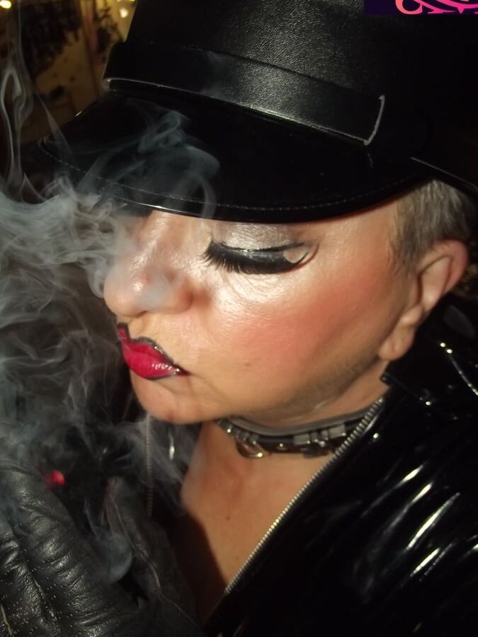 MISTRESS SMOKE PT 15
