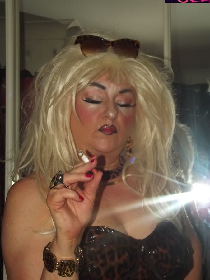 LEOPARD WHORE