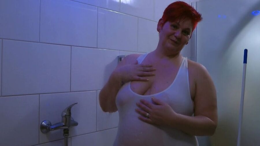 Transparent SWIMSUIT under the SHOWER