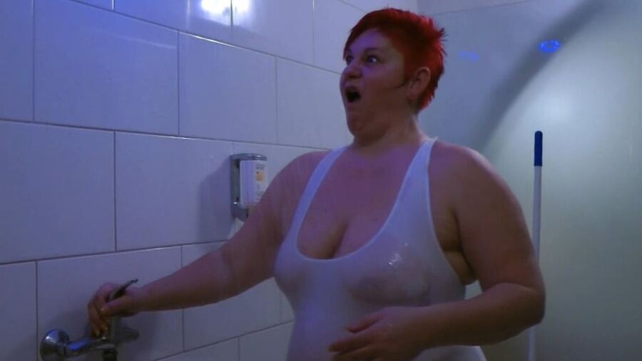 Transparent SWIMSUIT under the SHOWER