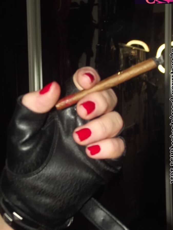MISTRESS SMOKE PT 13