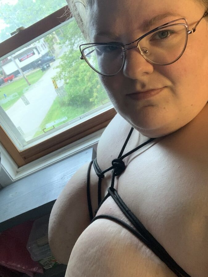 SSBBW Hog Freak Tied Tits