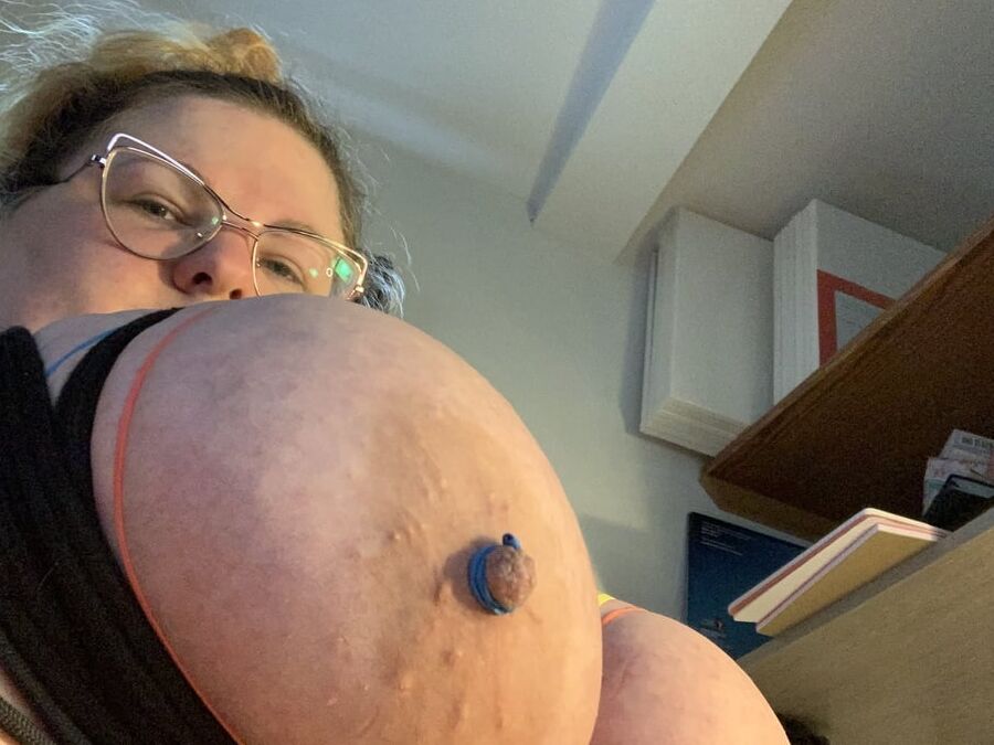 SSBBW Hog Freak Tied Tits
