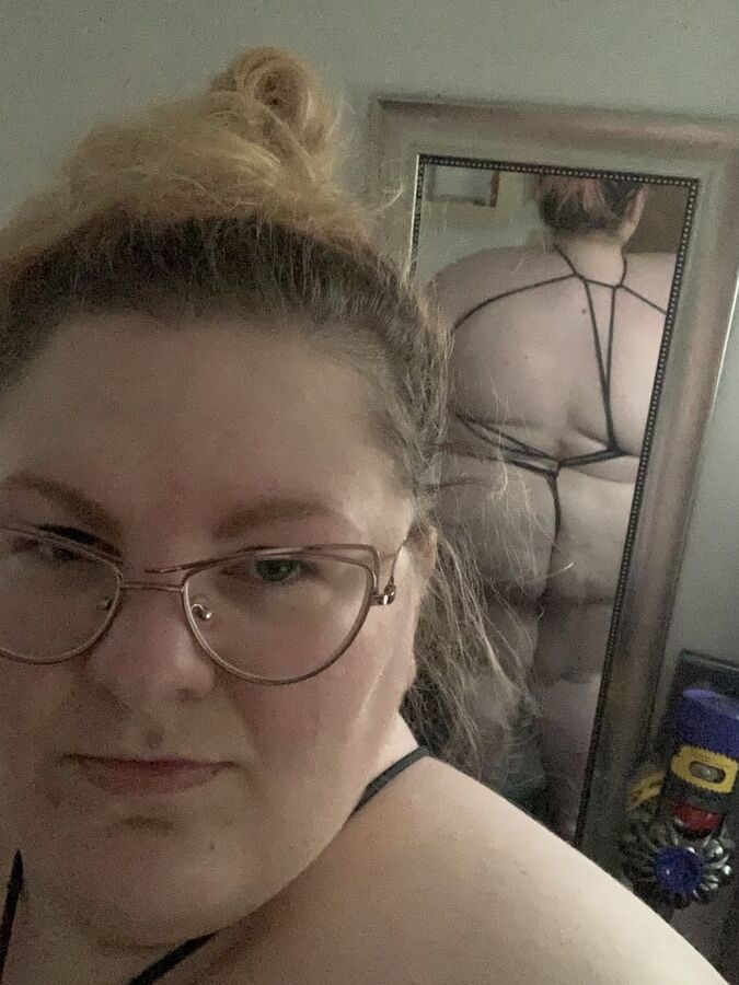 SSBBW Hog Freak Tied Tits