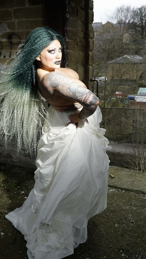 GOTHIC BRIDE