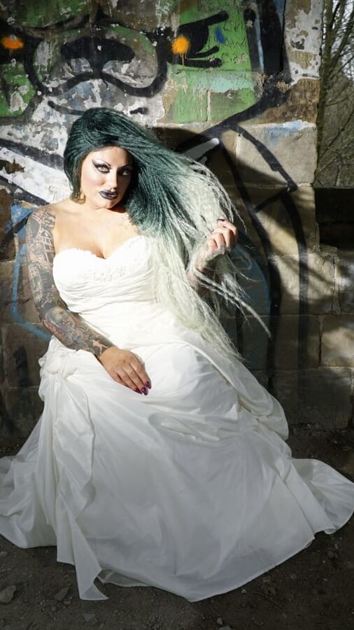 GOTHIC BRIDE