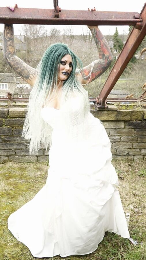 GOTHIC BRIDE
