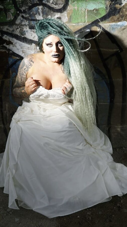 GOTHIC BRIDE