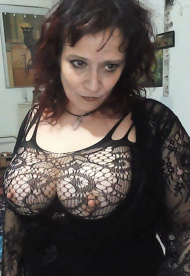 A LITTLE OF ME. UN POCO DE MI