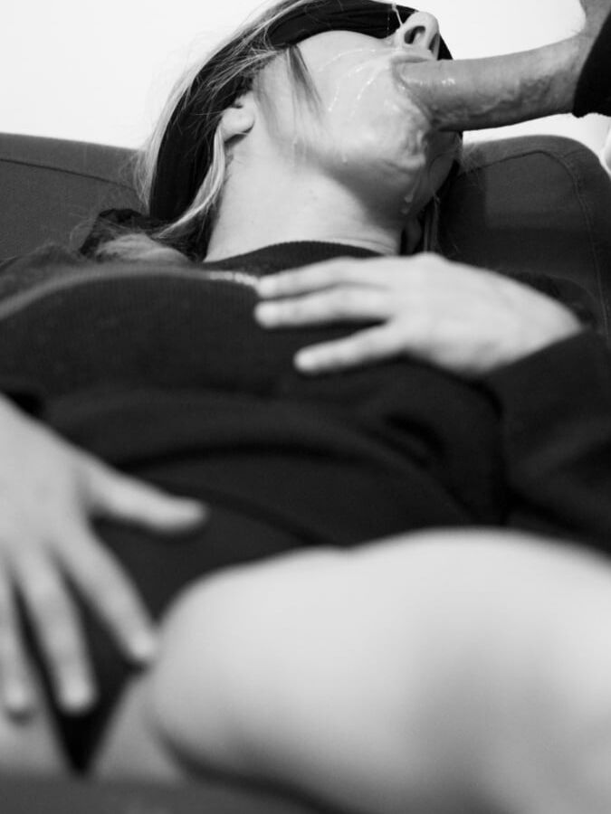 Slut wife amateur bukkake suck cum face blowbang condom eat