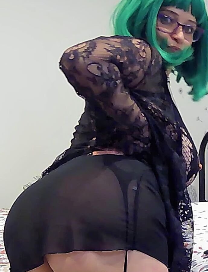 GREEN. VERDE