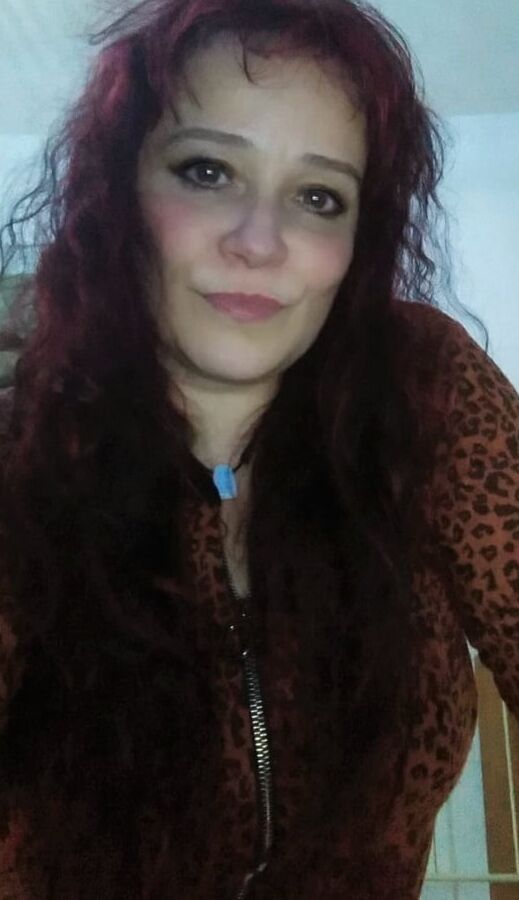 A LITTLE OF ME. UN POCO DE MI