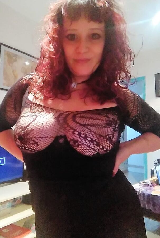 A LITTLE OF ME. UN POCO DE MI