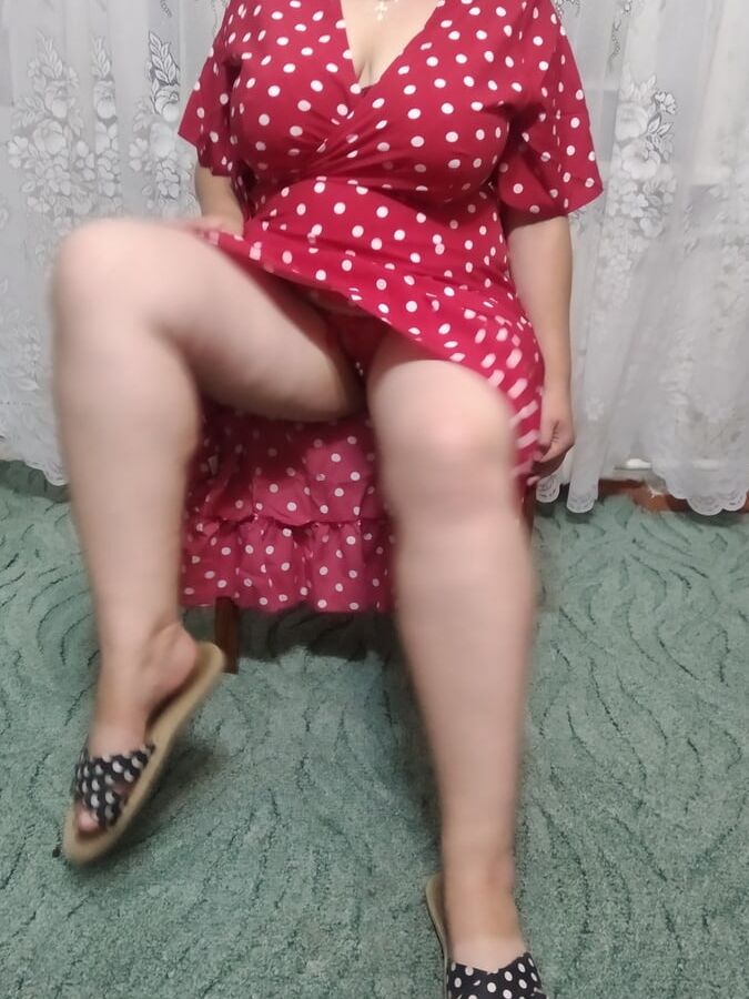 Milf in red dress )))