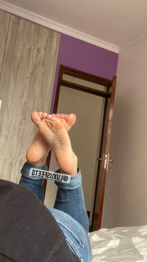 Fuesse Feet