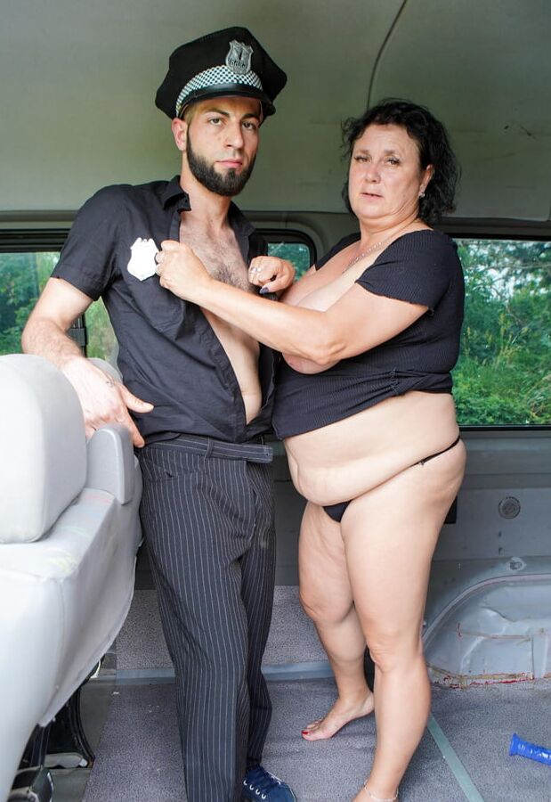 Mature BBW trades a Fine for Her Fine Ass