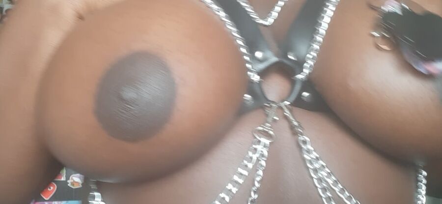 Chains n tits