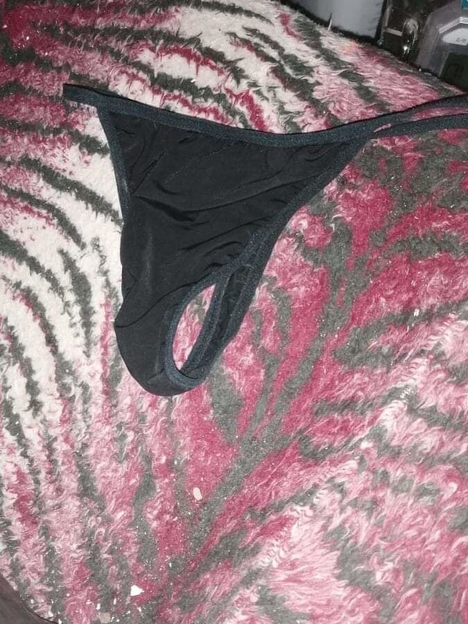 Garage thong