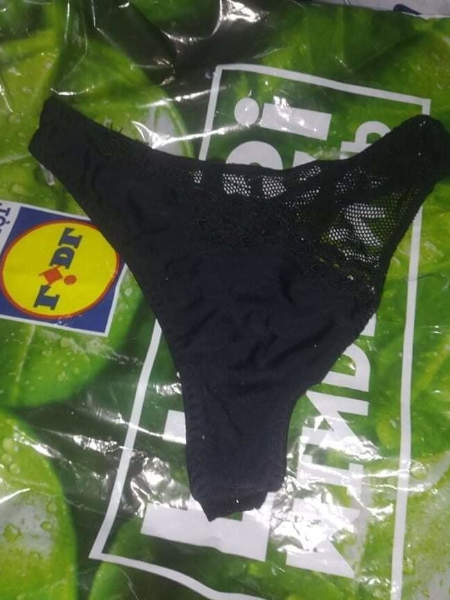 Garage thong