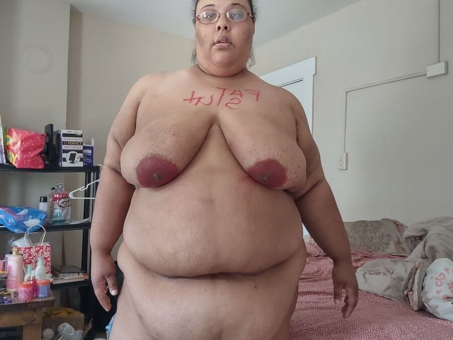 Humiliated SSBBW Slut Jessica Jones colors in huge areolas